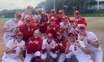 Softball seniors will not be allowed to return at Wisconsin
